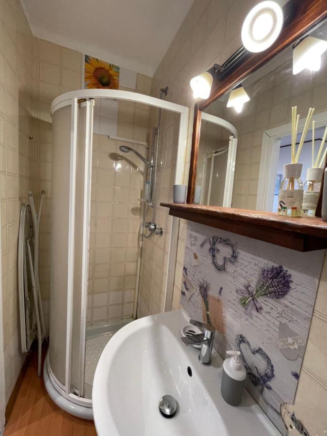 Casa Vacanze Nido Al Mare Sanremo Eksteriør billede